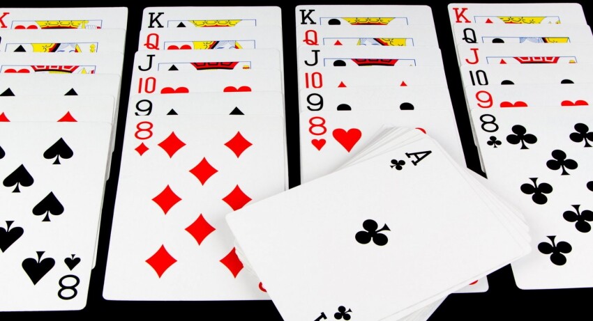 Play the best Solitaire Games Online